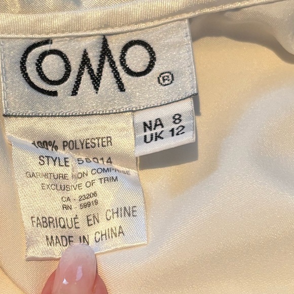 Como Vintage Satin Blouse with Black Embroidery - Picture 16 of 16